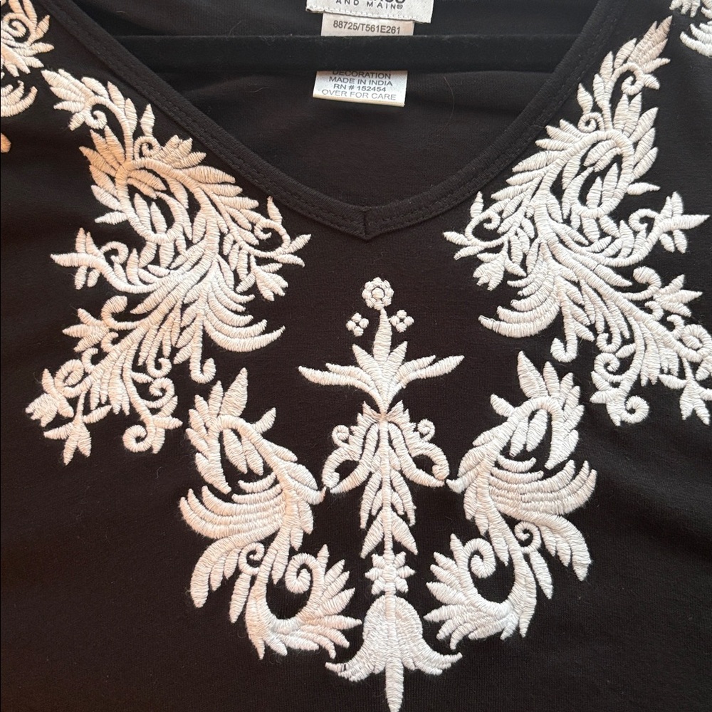 Monroe & Main Black Tunic with White Embroidery - Picture 2 of 7
